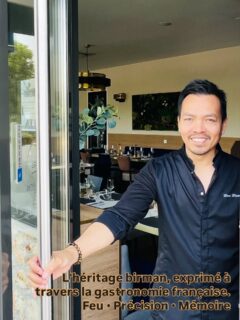 Découvrez notre Chef

Chef Htun Htun
 « Mes plats sont mes histoires. »

L'’éritage birman, exprimé à travers la gastronomie française. 
Feu • Précision • Mémoire

Chaque chef possède une signature. Celle du Chef Htun Htun est avant tout une histoire.

Originaire du Myanmar (Birmanie), le Chef Htun Htun consacre depuis plus de quinze ans sa vie à la haute gastronomie. Son parcours l'’ conduit dans des restaurants prestigieux et des hôtels de luxe à travers plusieurs pays, où il a forgé une cuisine exigeante, élégante et profondément personnelle.

Reconnu parmi les chefs les plus talentueux de son pays, il développe aujourd'’ui en France une identité culinaire unique, où la rigueur de la gastronomie française rencontre la richesse des saveurs birmanes. Plus qu'’ne simple fusion, sa cuisine est un dialogue entre deux cultures, où chaque assiette raconte un souvenir, une émotion ou un voyage.

Pour le Chef Htun Htun, cuisiner, c'’st transmettre une histoire. Une enfance au bord des rivières du Myanmar, les parfums des marchés, les recettes familiales, les rencontres et les expériences acquises au fil des années prennent vie dans chacune de ses créations.

Son travail s'’ppuie sur le respect absolu du produit, la saisonnalité et la précision du geste. Chaque menu est imaginé avec exigence, afin d'’ffrir un équilibre parfait entre technique, créativité et émotion.

Aujourd'’ui, en tant que Chef de Cuisine du restaurant Le 10 Vins, il signe une cuisine gastronomique contemporaine, délicate et sincère. En harmonie avec la philosophie de la maison et les accords mets et vins imaginés par Julien Terrier, il invite chaque convive à vivre une véritable expérience sensorielle.

Car pour lui, un grand plat ne se résume pas à une recette.

C'’st une émotion, un souvenir… une histoire que l'’n partage autour d’une table.
.
#chanteloupenbrie #chef #gastronomiefrancaise #parisrestaurant #luxurydining